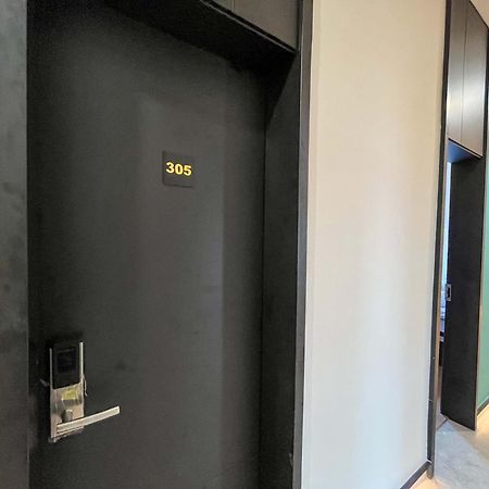 Sans Hotel Premiere Majapahit Semarang Ngoại thất bức ảnh