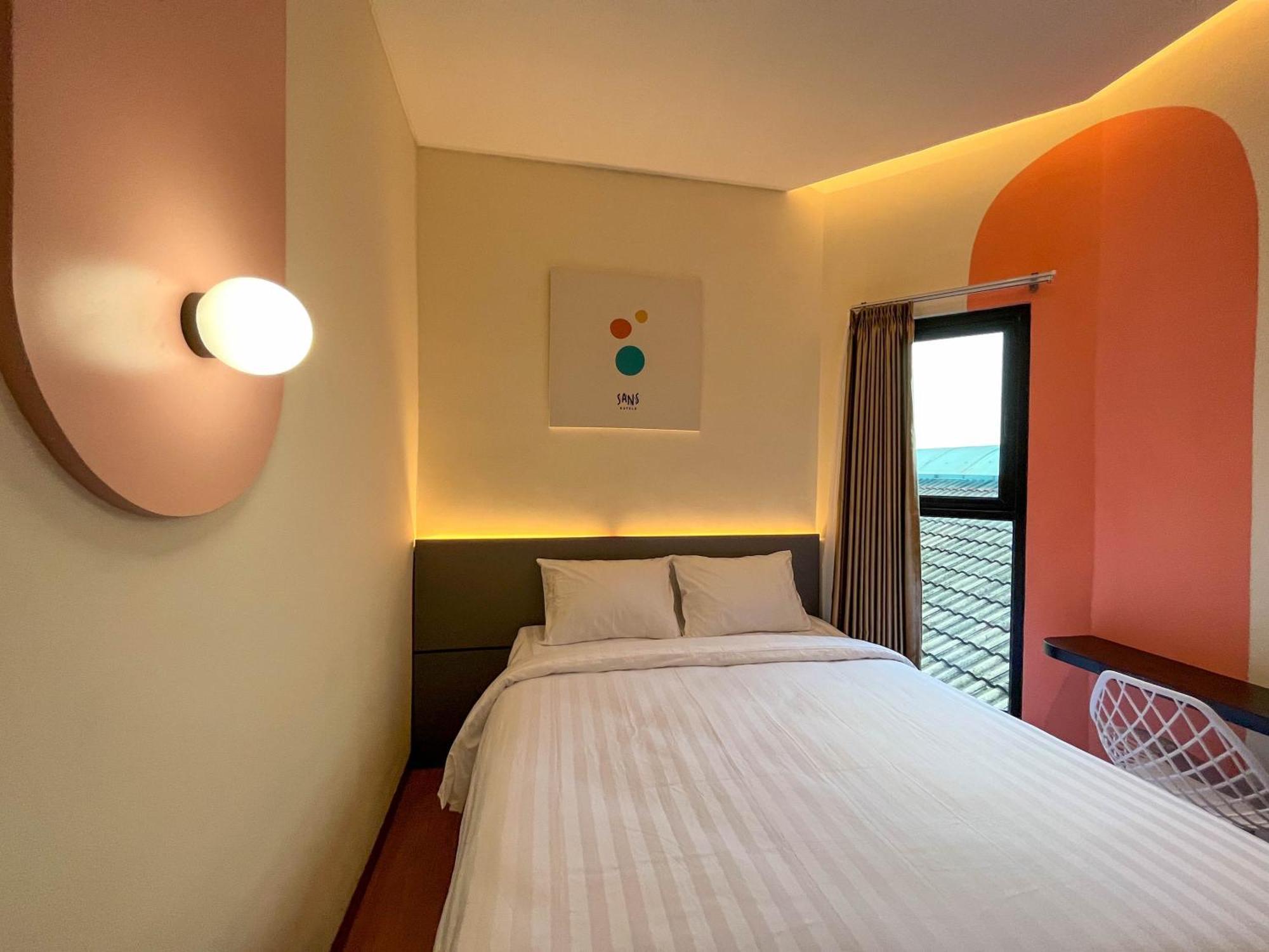 Sans Hotel Premiere Majapahit Semarang Ngoại thất bức ảnh